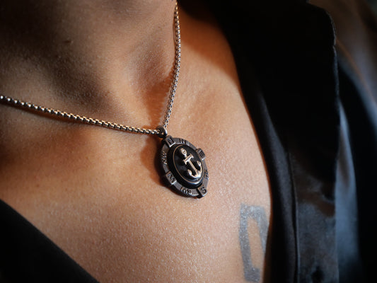 COLLIER JADEN NOIR